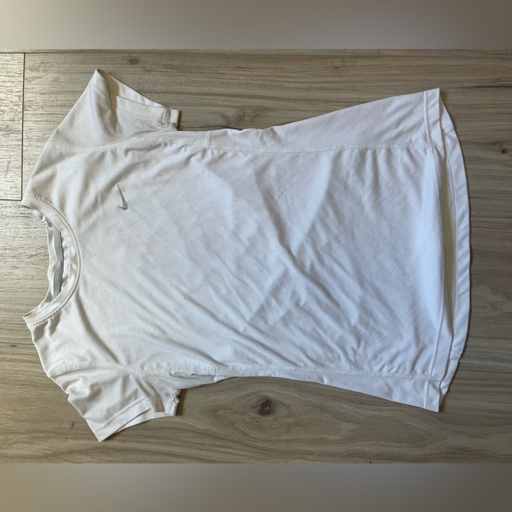 Nike White Fitted Tee